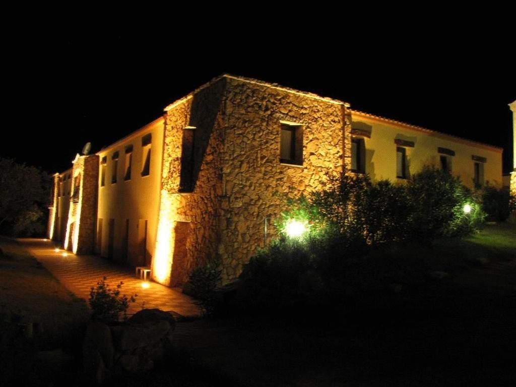 Hotel كارديدو المظهر الخارجي الصورة