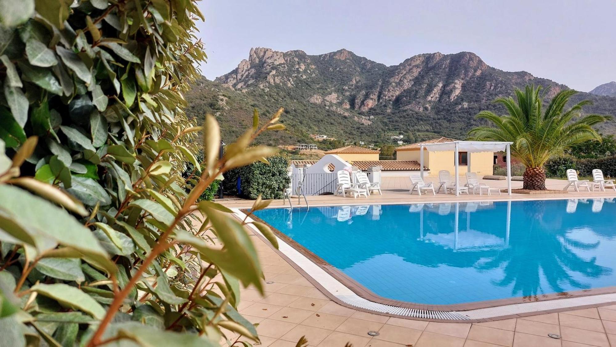Hotel كارديدو المظهر الخارجي الصورة