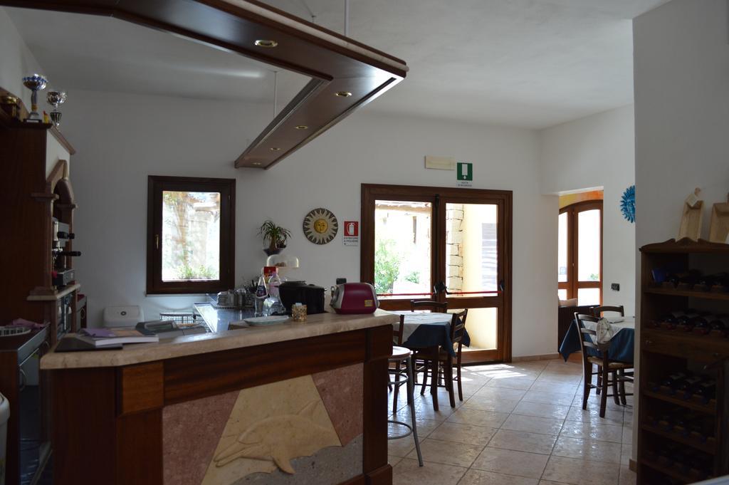 Hotel كارديدو المظهر الخارجي الصورة